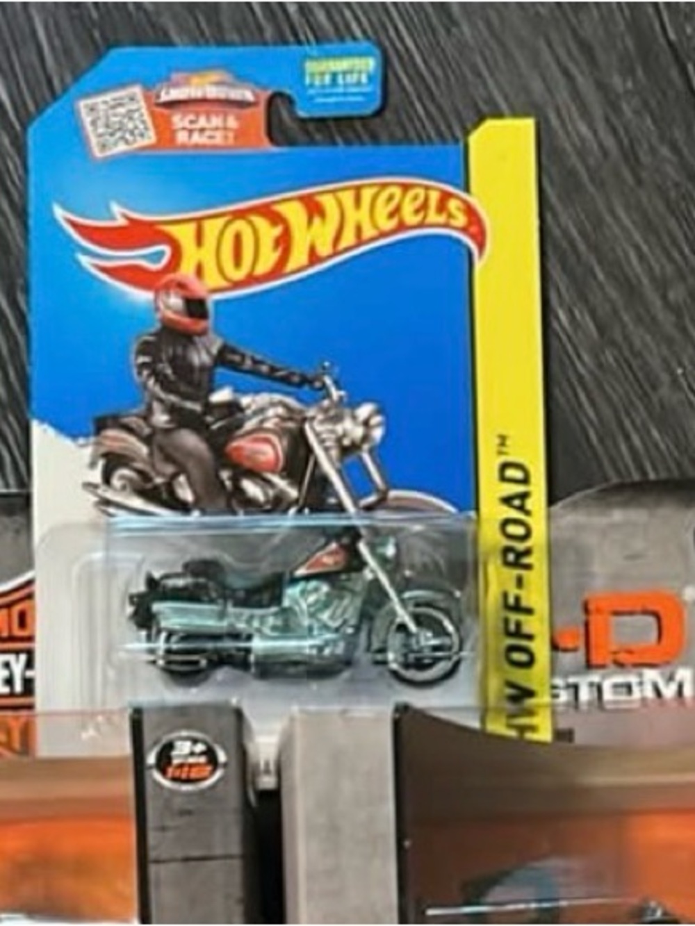 Hot Wheels Harley-Davidson Fat Boy and Maisto Harley-Davidson Motorcycles Series - Picture 4 of 7